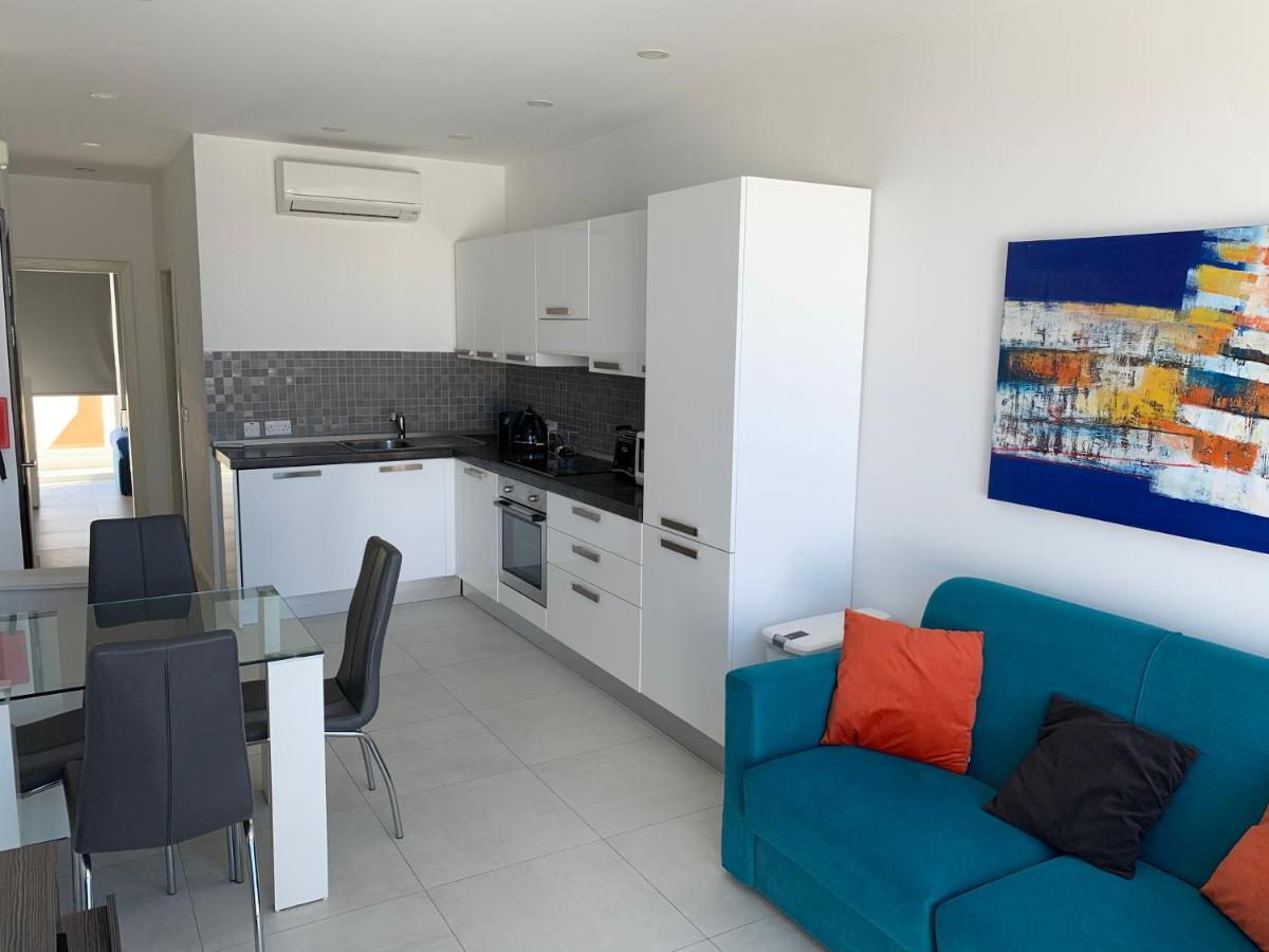 Apartament Sea View Penthouse Mellieha Bay Zewnętrze zdjęcie